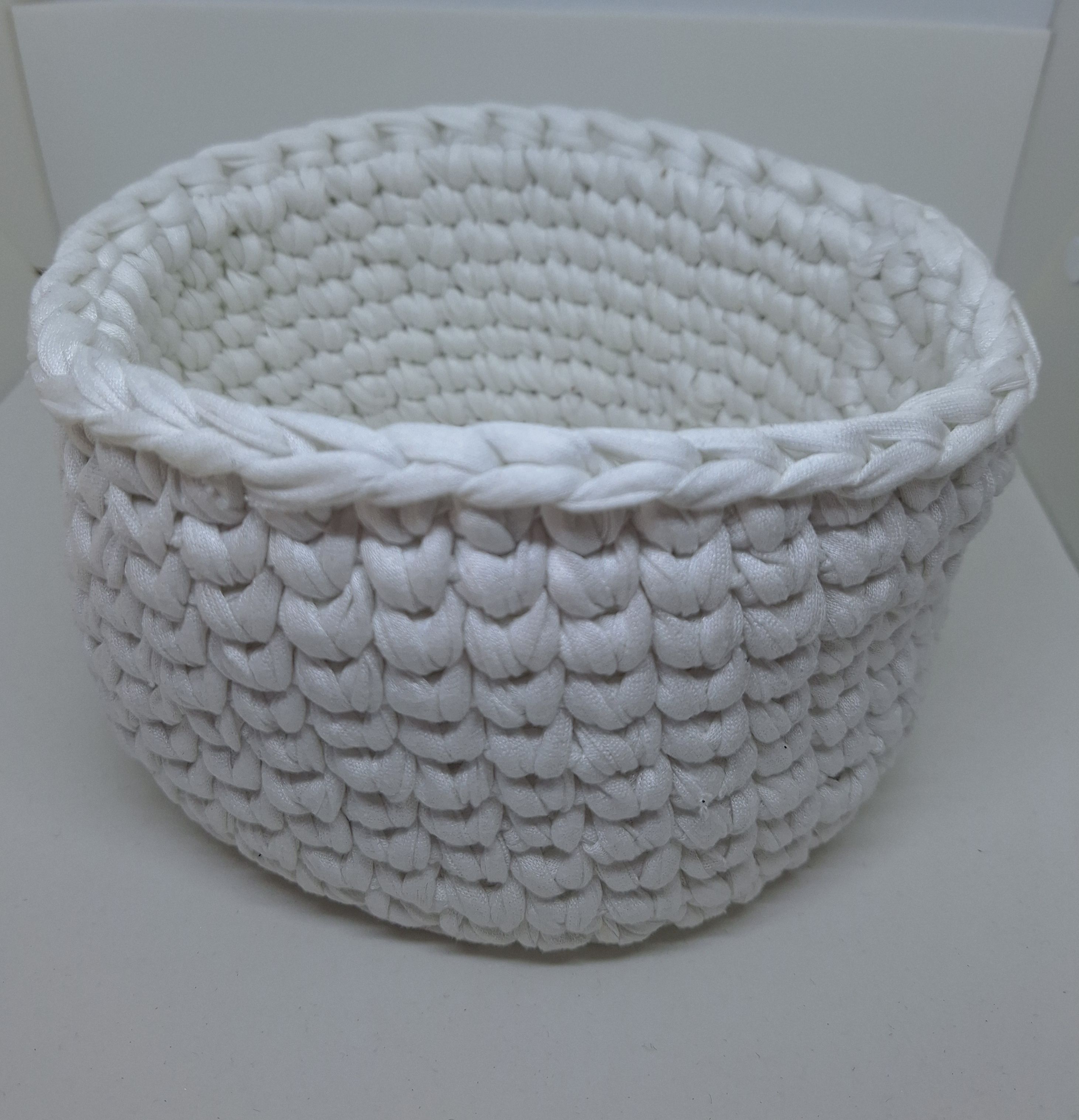 Wir h&auml;keln ein K&ouml;rbchen